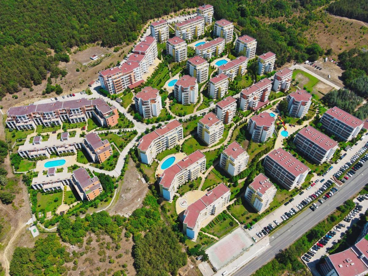 Imperial And Crown Fort Noks Grand Resort Sveti Vlas Exterior foto